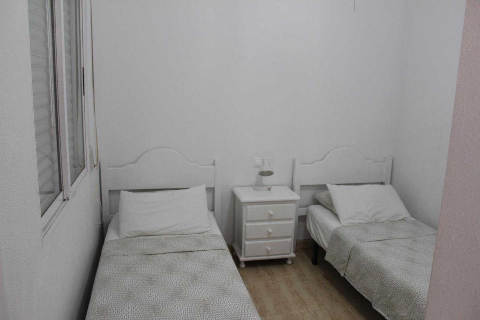 אוריהואלה Bungalow With 2 Bedrooms And Roof Terrace In The Center Of La Zenia. Free Wifi. מראה חיצוני תמונה