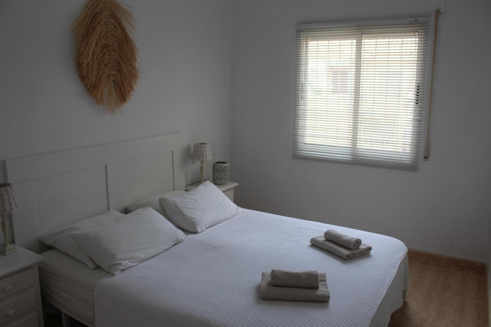 אוריהואלה Bungalow With 2 Bedrooms And Roof Terrace In The Center Of La Zenia. Free Wifi. מראה חיצוני תמונה